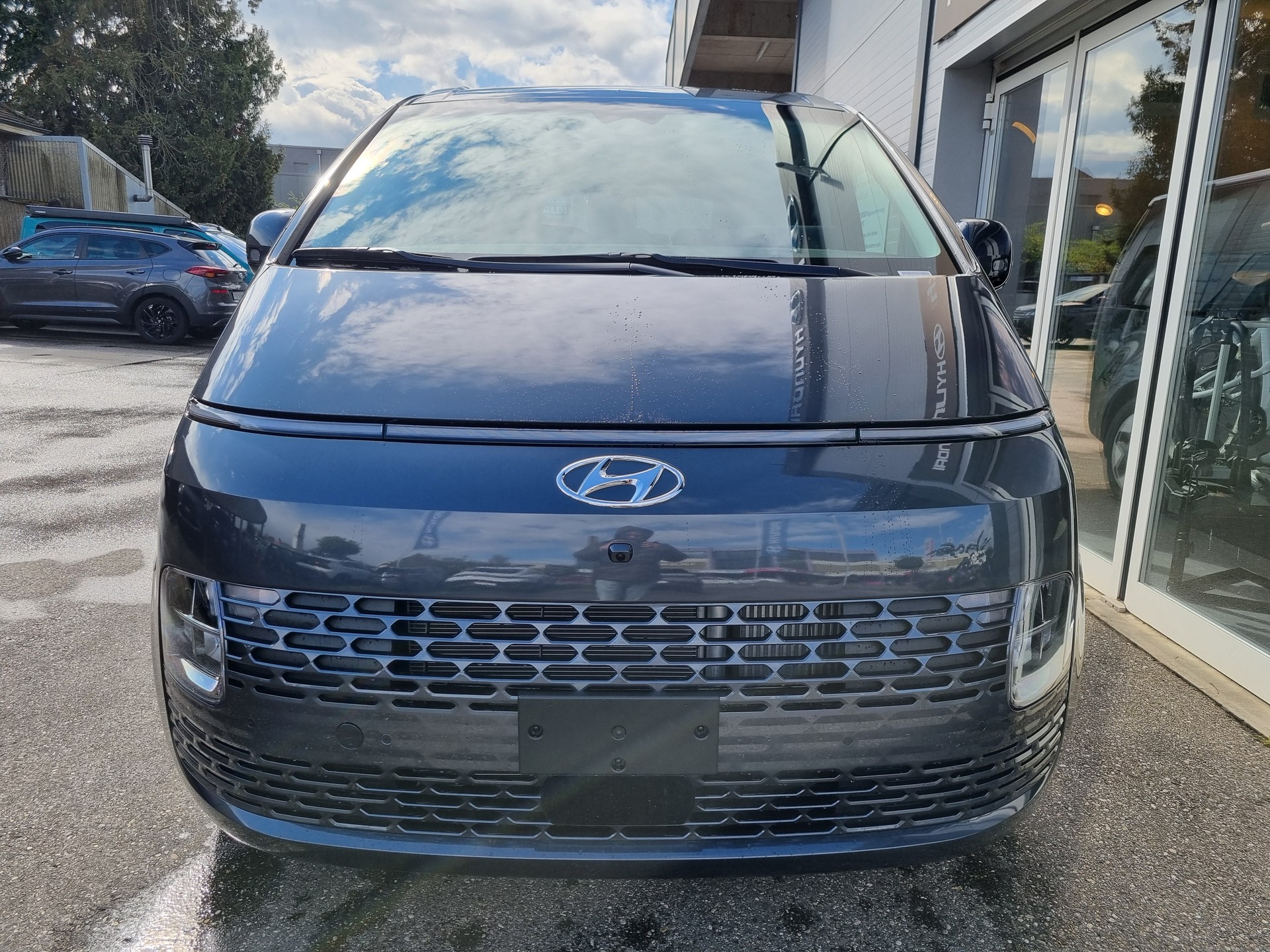 HYUNDAI Staria Wagon 2.2 CRDi Vertex 4WD A-image-1