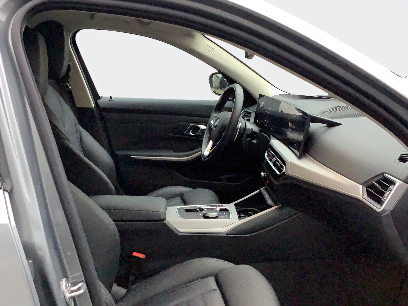 BMW 320d xDrive 48V Touring Steptronic-image-13