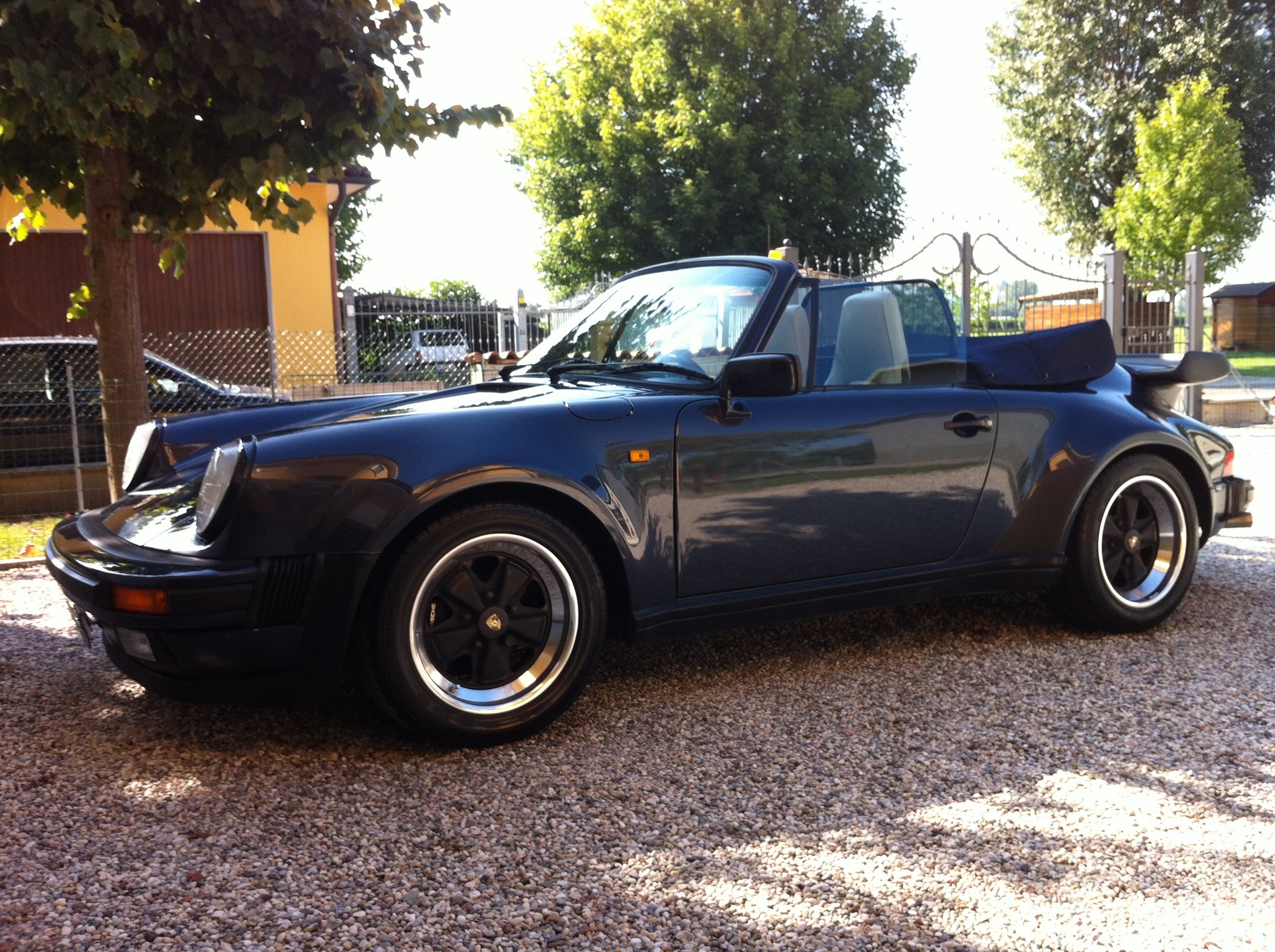 PORSCHE 911 Carrera turbo look cabriolet-image-0