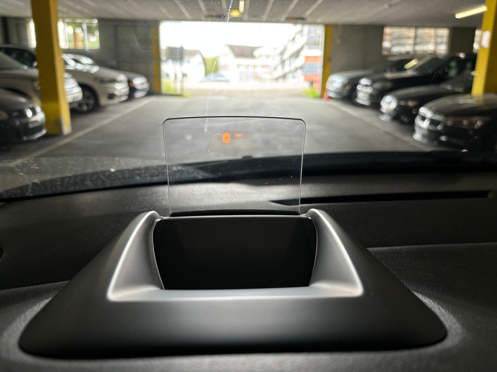 PEUGEOT 5008 1.6 HDI Sport EGS6-image-10