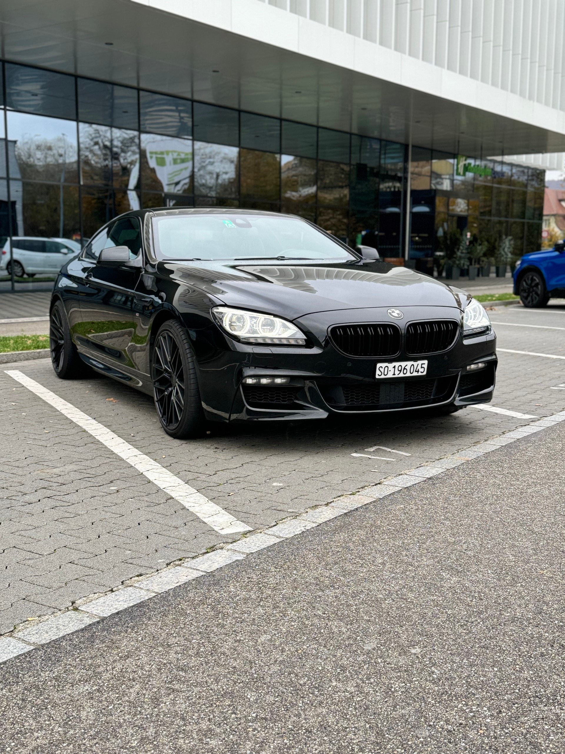 BMW 650i Coupé xDrive-image-1