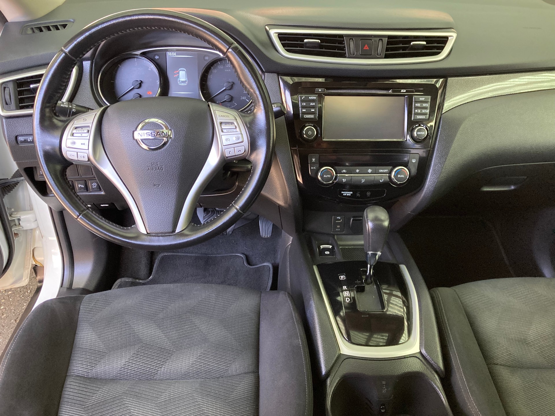 NISSAN X-Trail 2.0 dCi acenta Xtronic CVT ALL-MODE 4x4-image-10