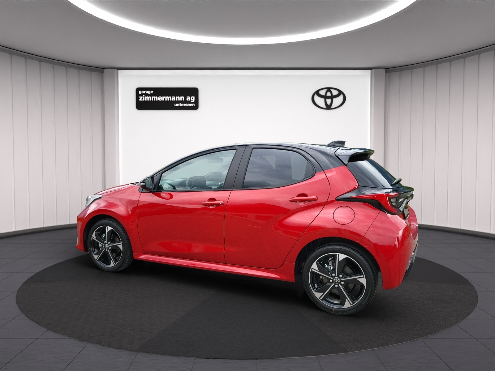 TOYOTA Yaris 1.5 VVT-i HSD Premium-image-8