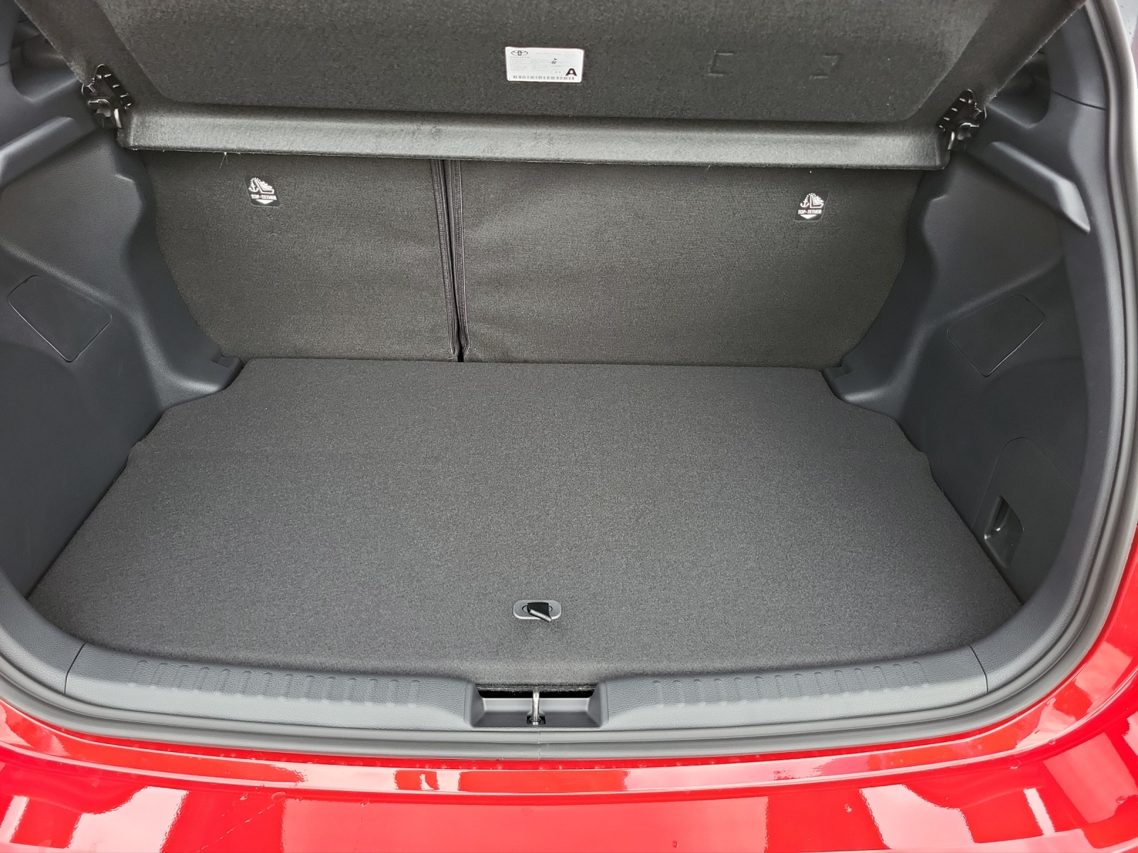 TOYOTA Yaris 1.5 VVT-i HSD Premium-image-14
