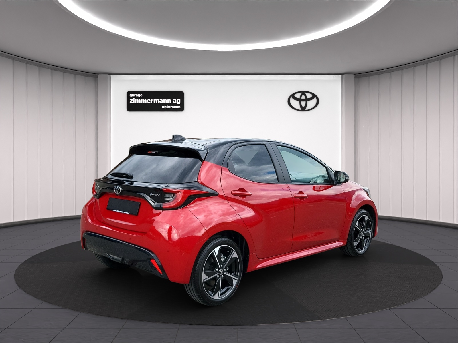 TOYOTA Yaris 1.5 VVT-i HSD Premium-image-5