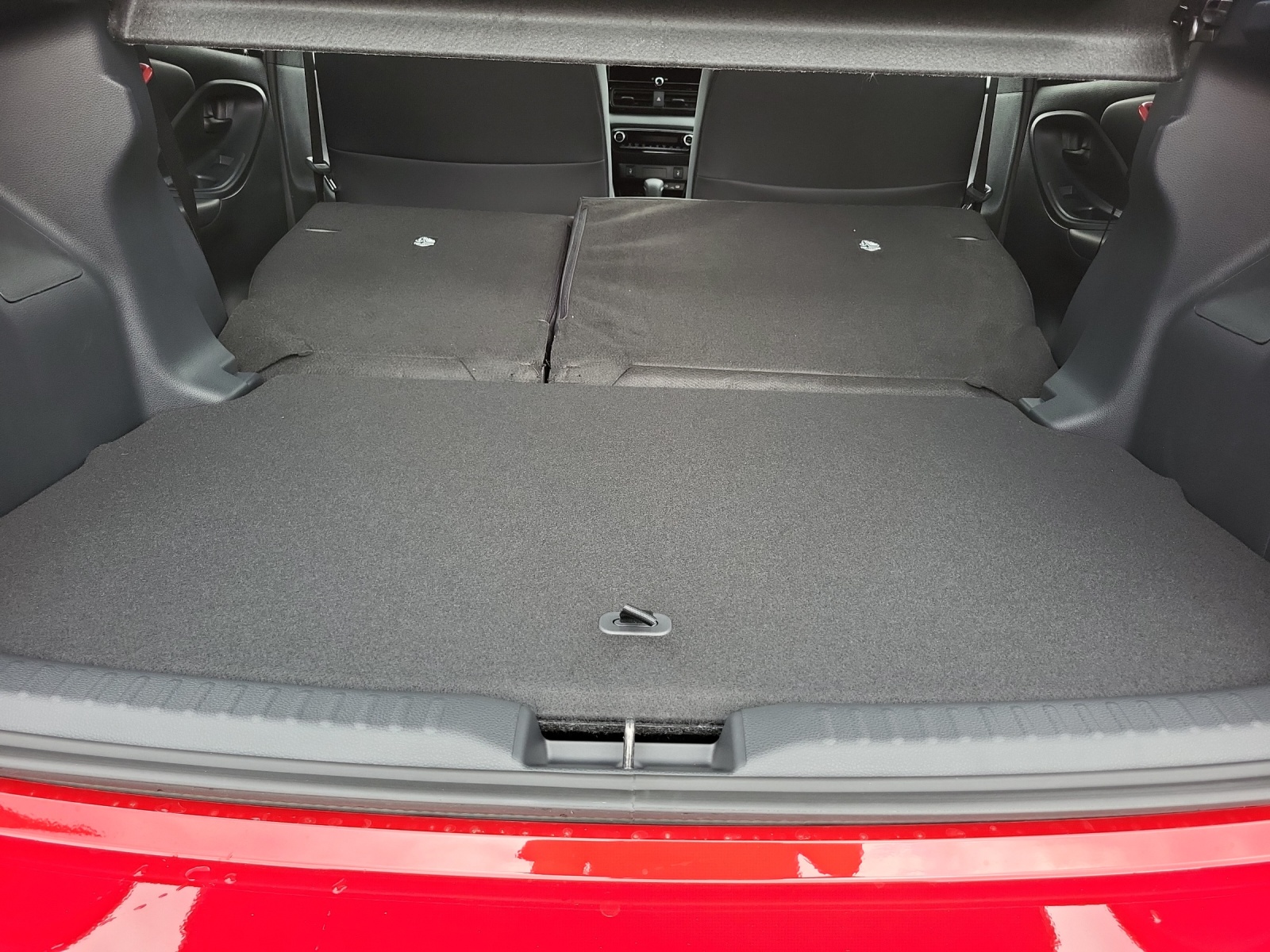 TOYOTA Yaris 1.5 VVT-i HSD Premium-image-15