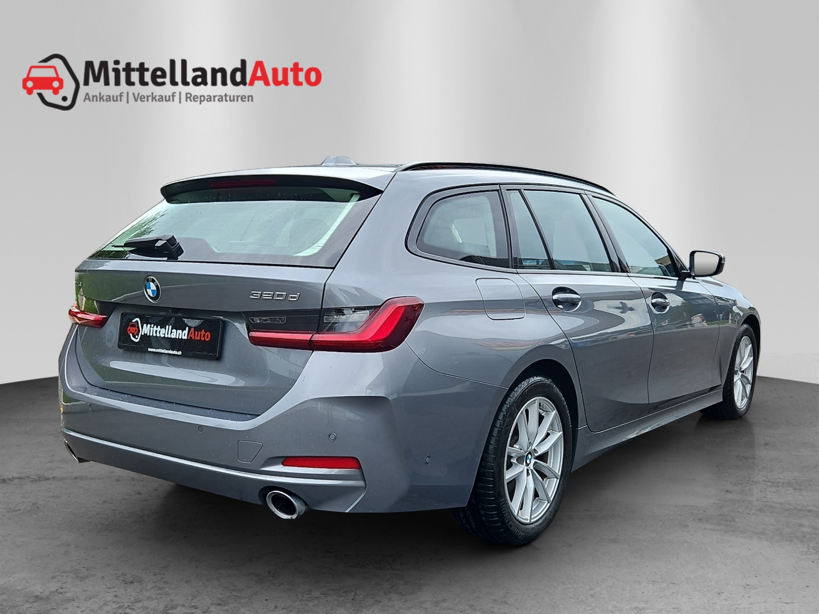 BMW 320d xDrive 48V Touring Steptronic-image-10