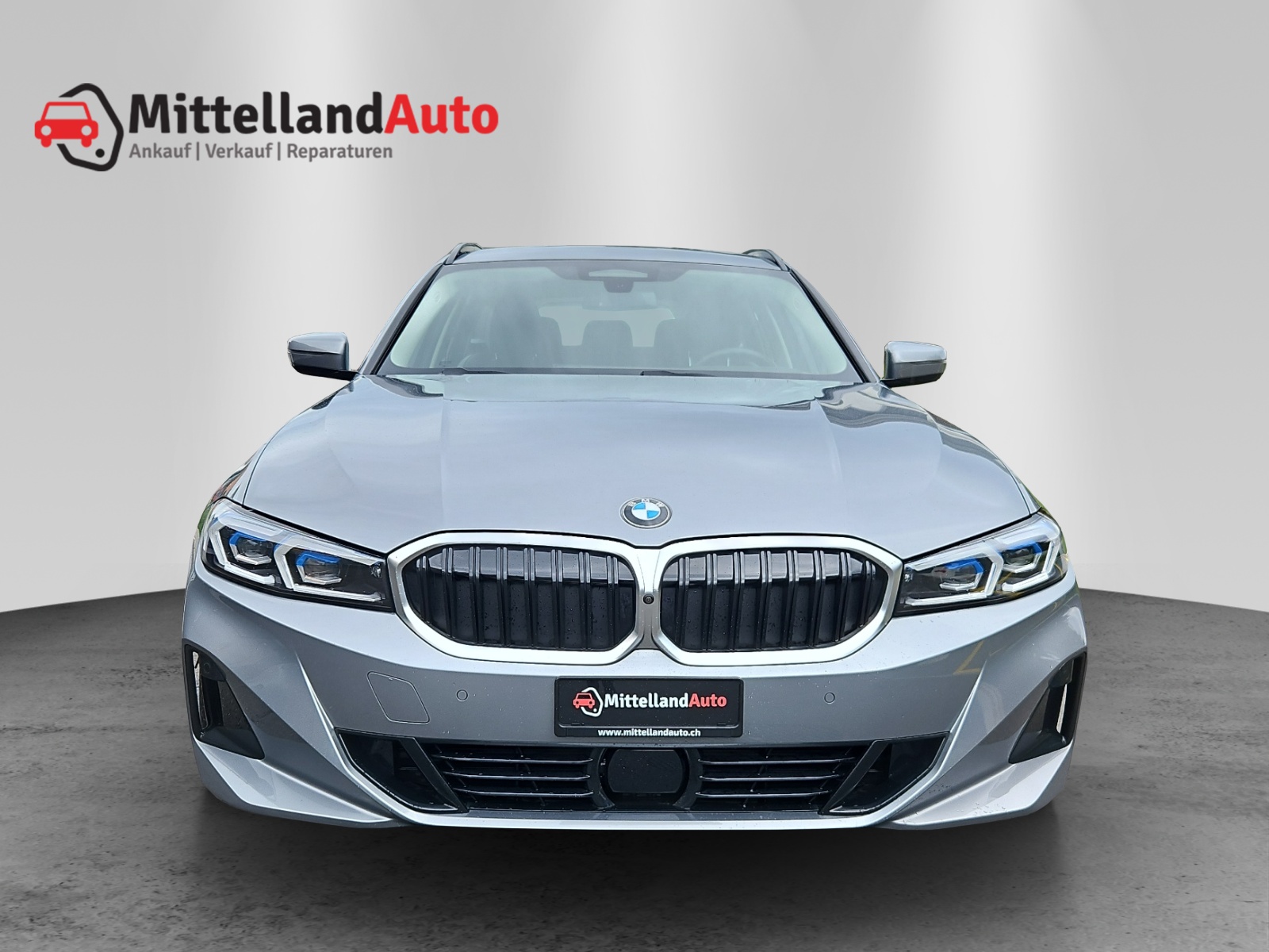 BMW 320d xDrive 48V Touring Steptronic-image-1