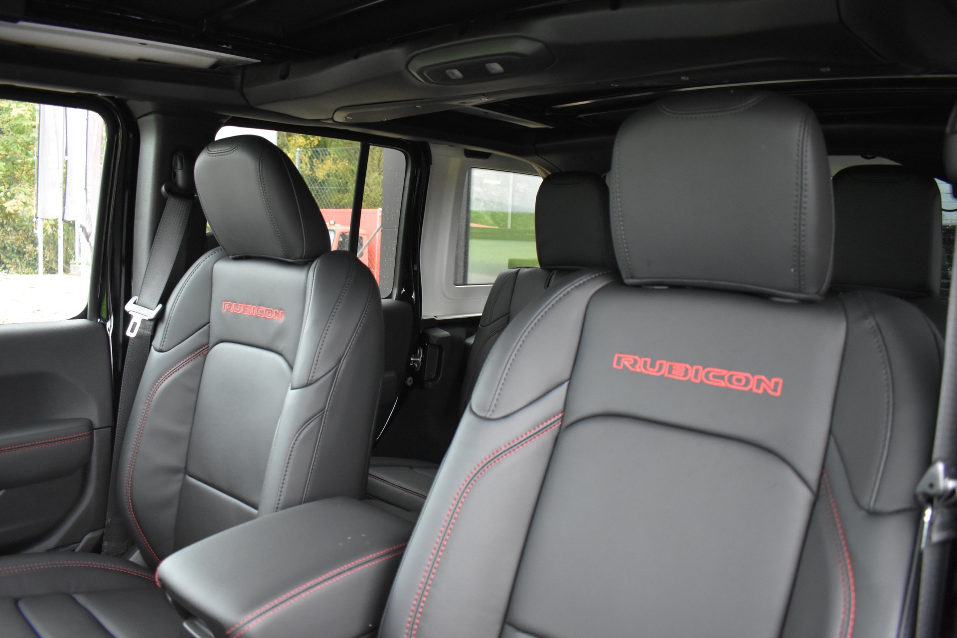 JEEP Wrangler 2.0 Unlimited Rubicon Automatic-image-11