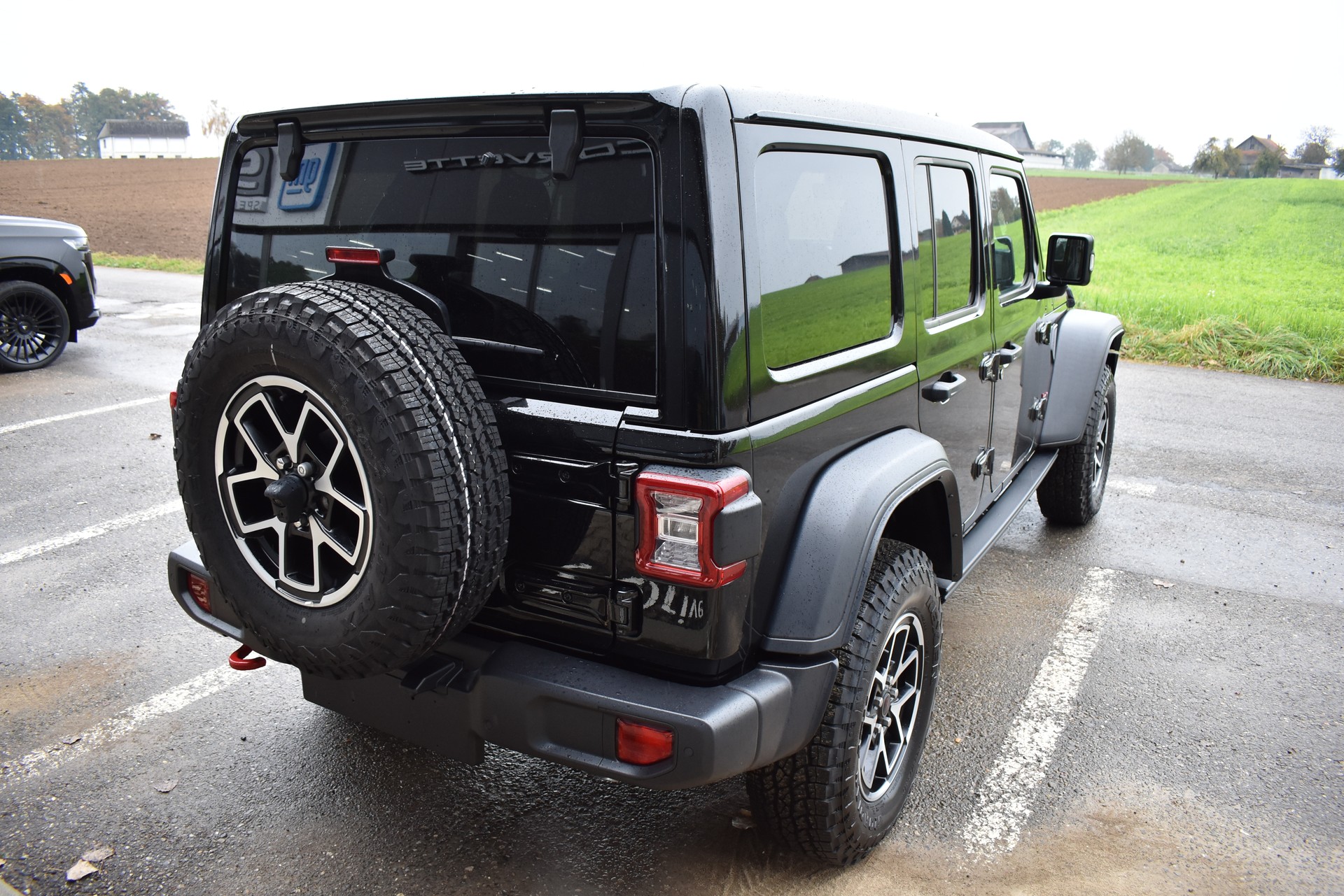 JEEP Wrangler 2.0 Unlimited Rubicon Automatic-image-3