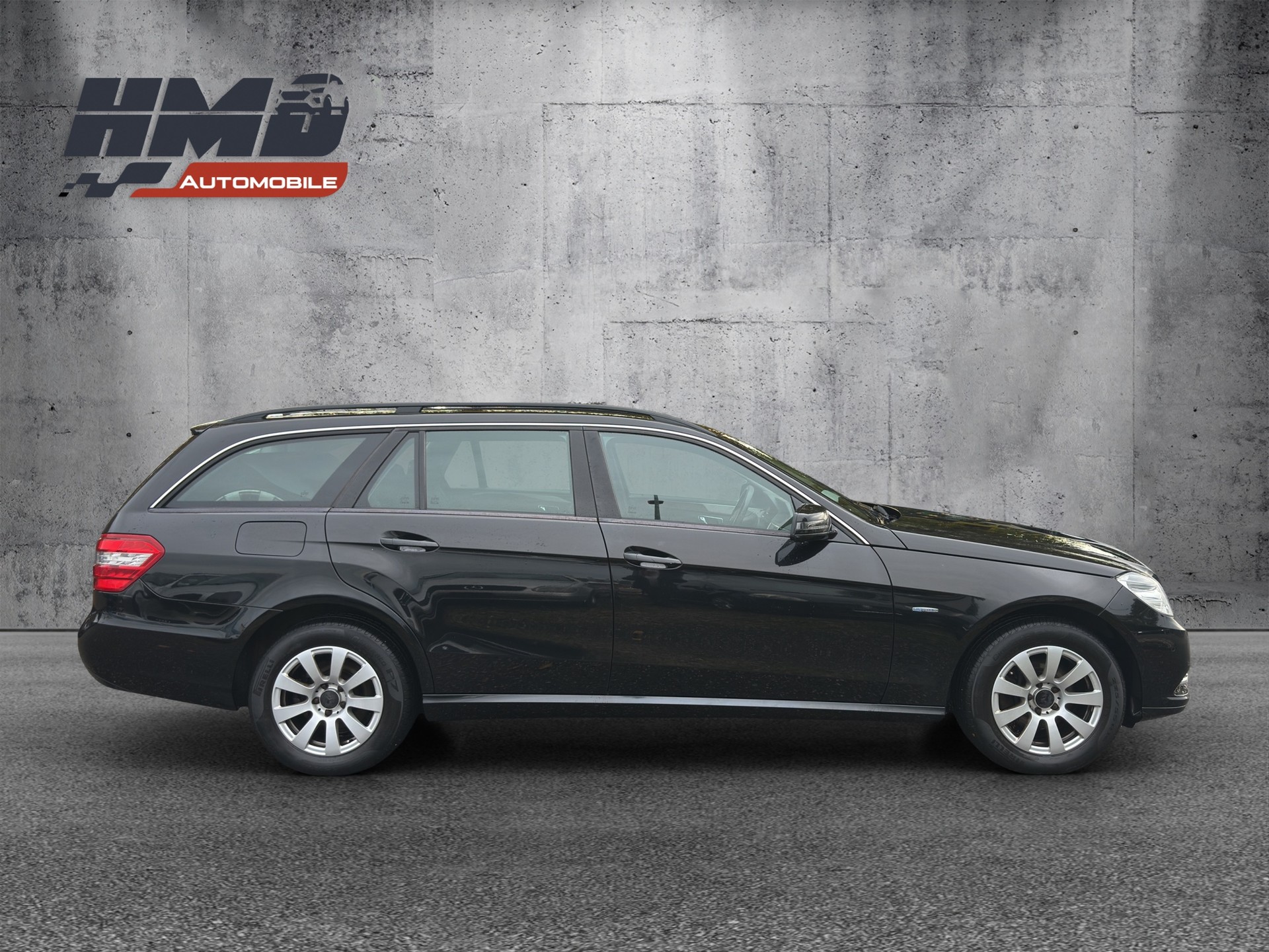 MERCEDES-BENZ E 200 CGI BlueEfficiency Avantgarde Automatic-image-6