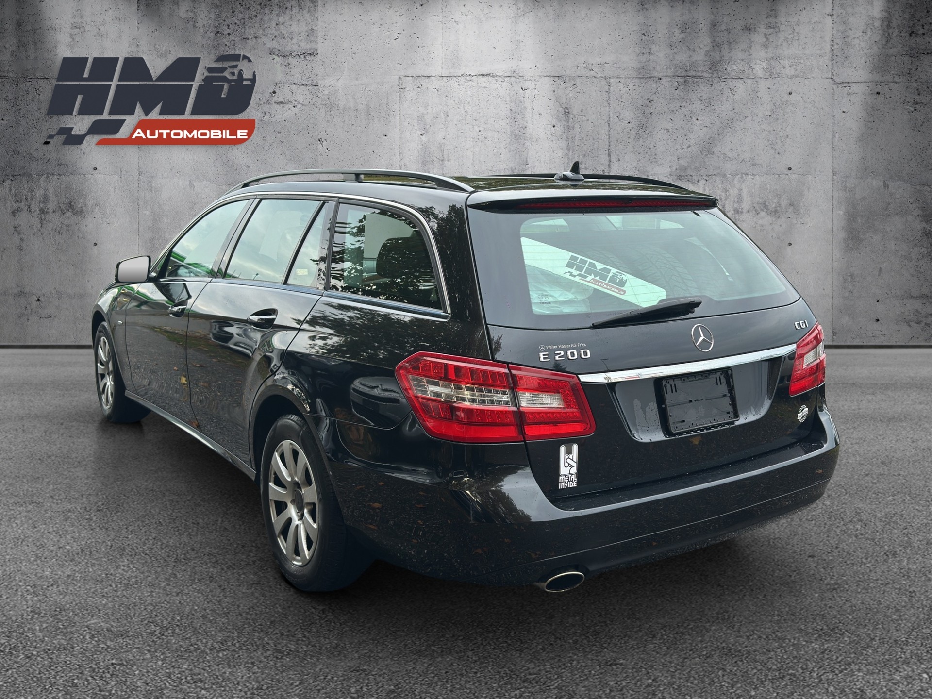 MERCEDES-BENZ E 200 CGI BlueEfficiency Avantgarde Automatic-image-3