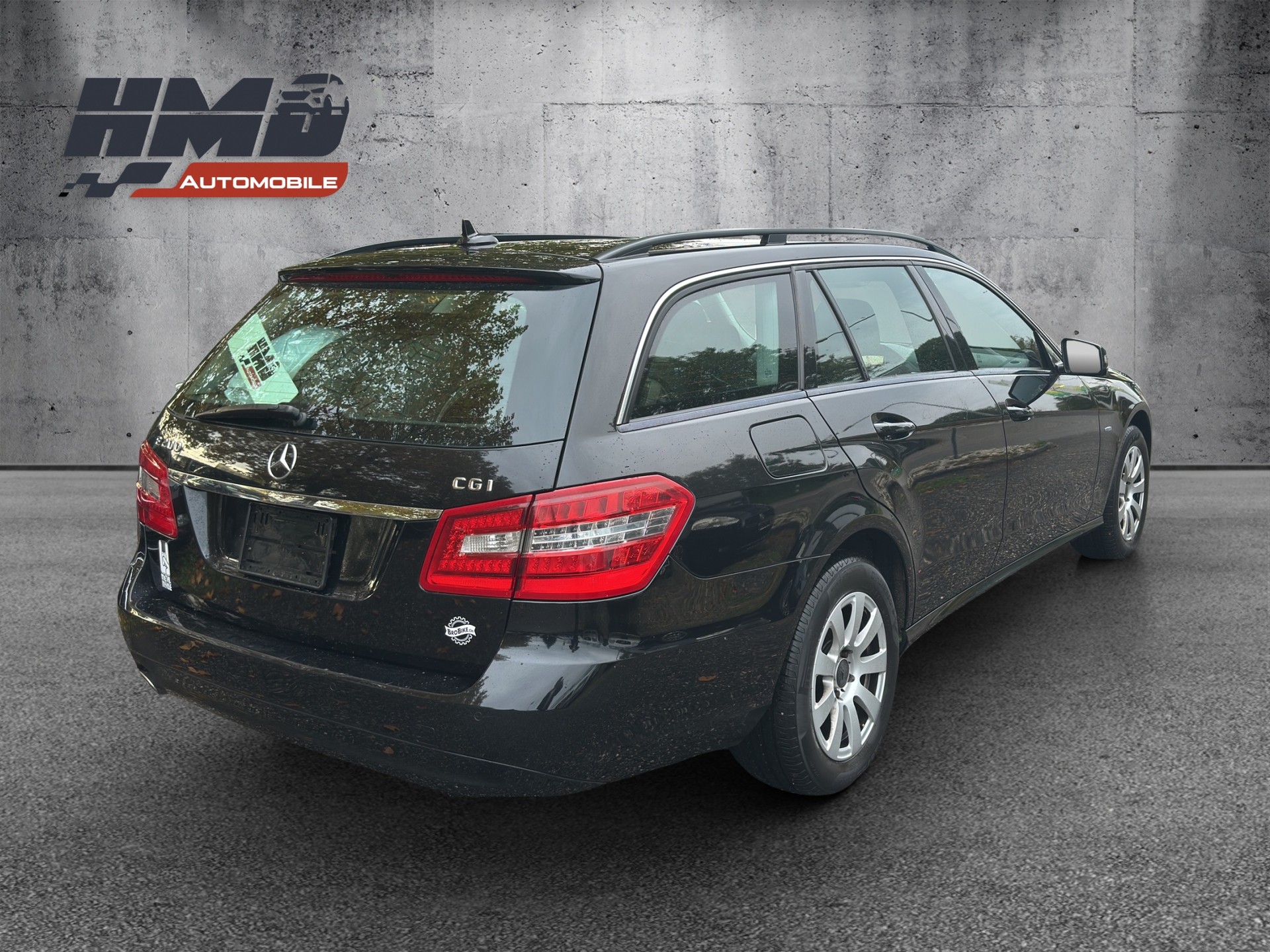 MERCEDES-BENZ E 200 CGI BlueEfficiency Avantgarde Automatic-image-5