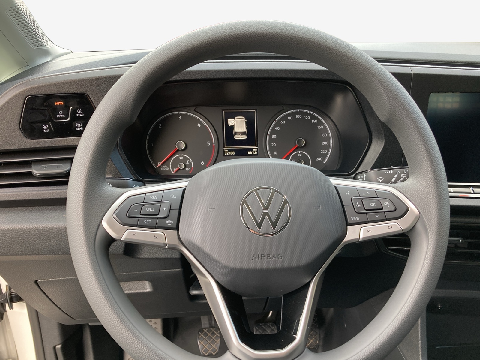 VW Caddy Cargo 2.0TDI-image-9