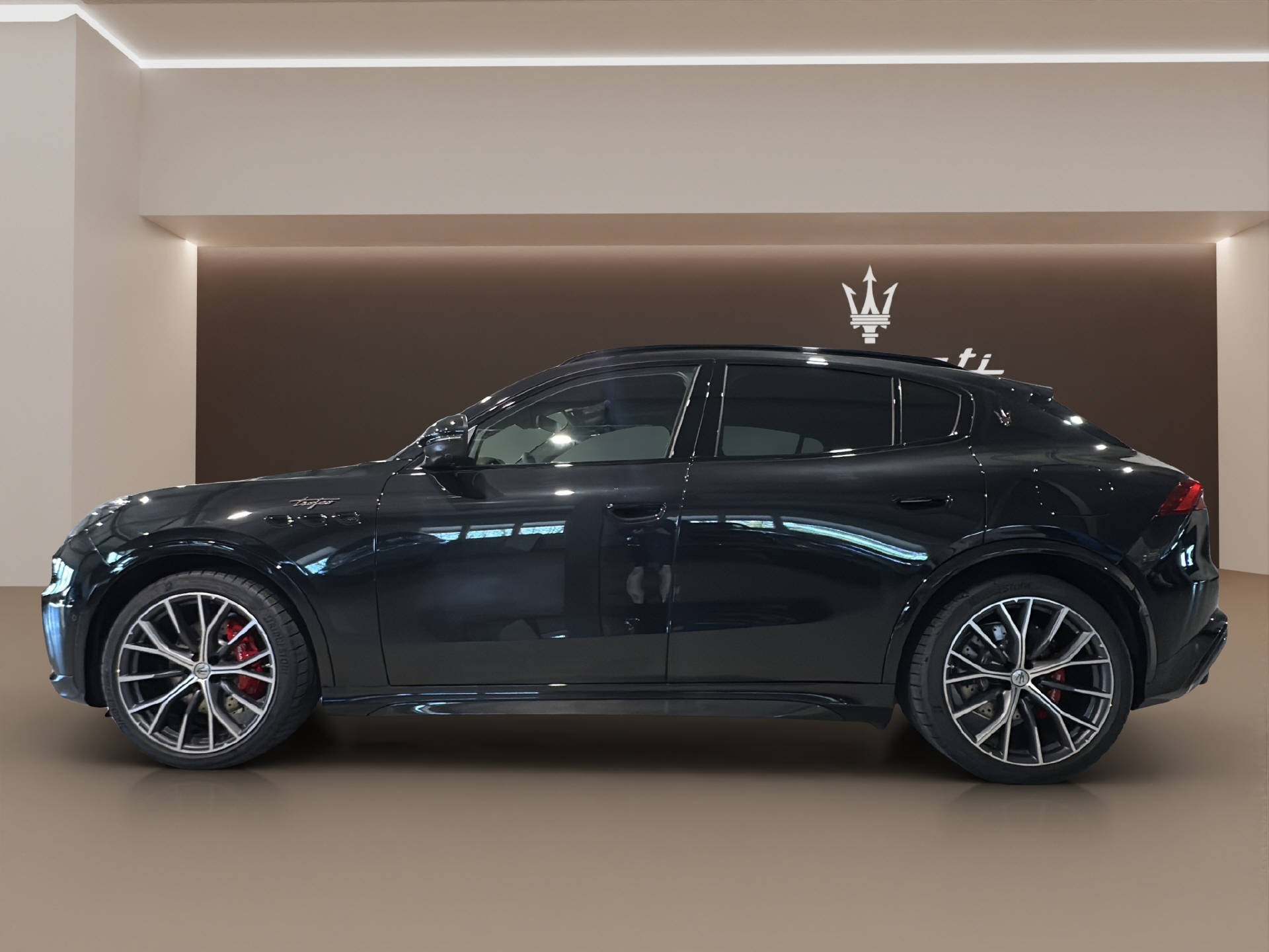 MASERATI Grecale 3.0 V6 Trofeo-image-7