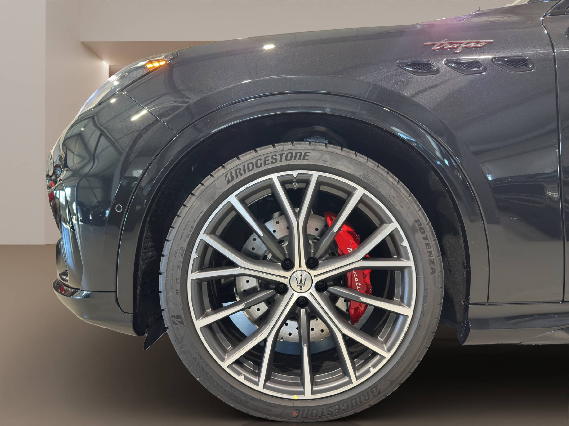 MASERATI Grecale 3.0 V6 Trofeo-image-18