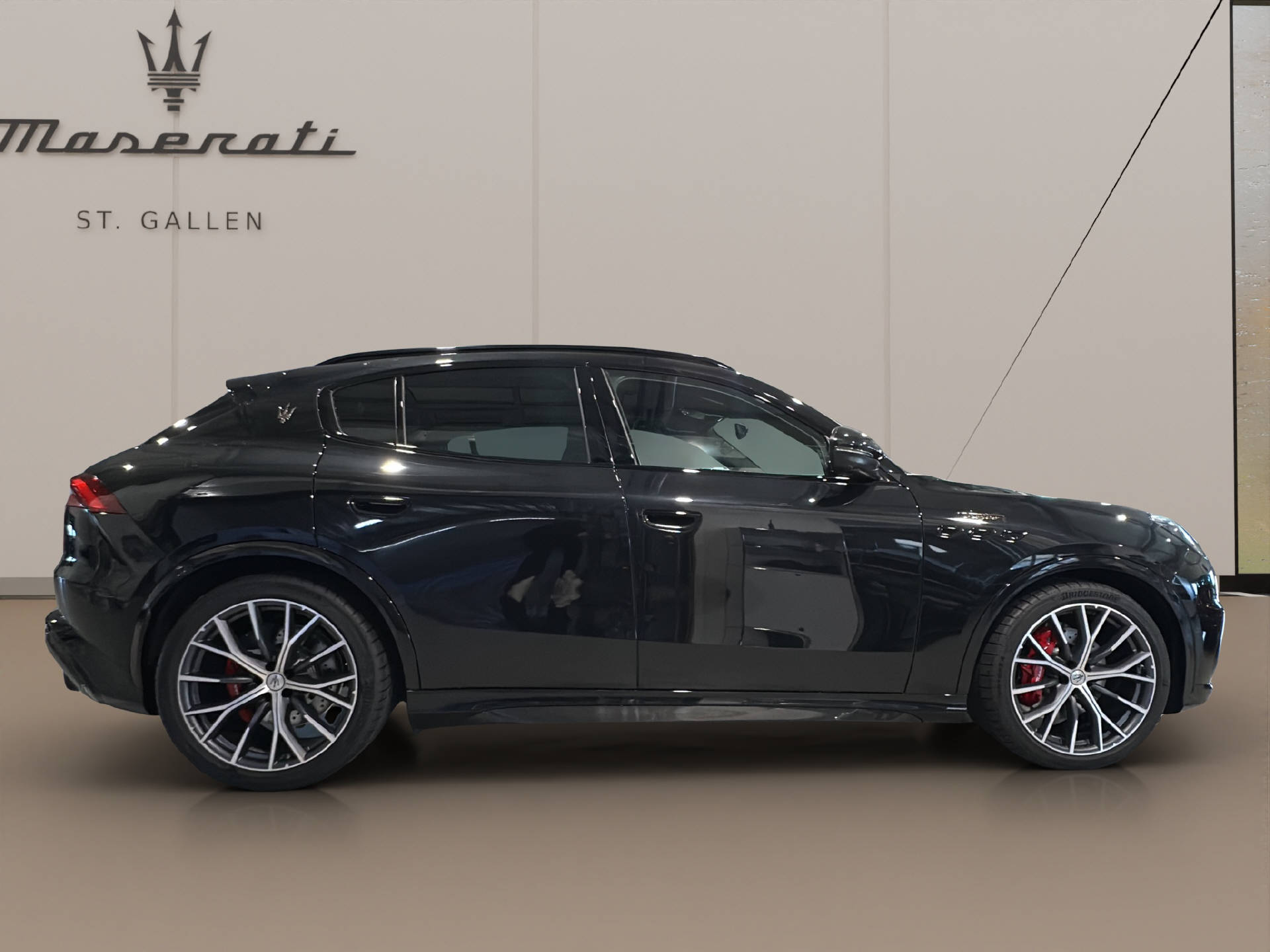 MASERATI Grecale 3.0 V6 Trofeo-image-3