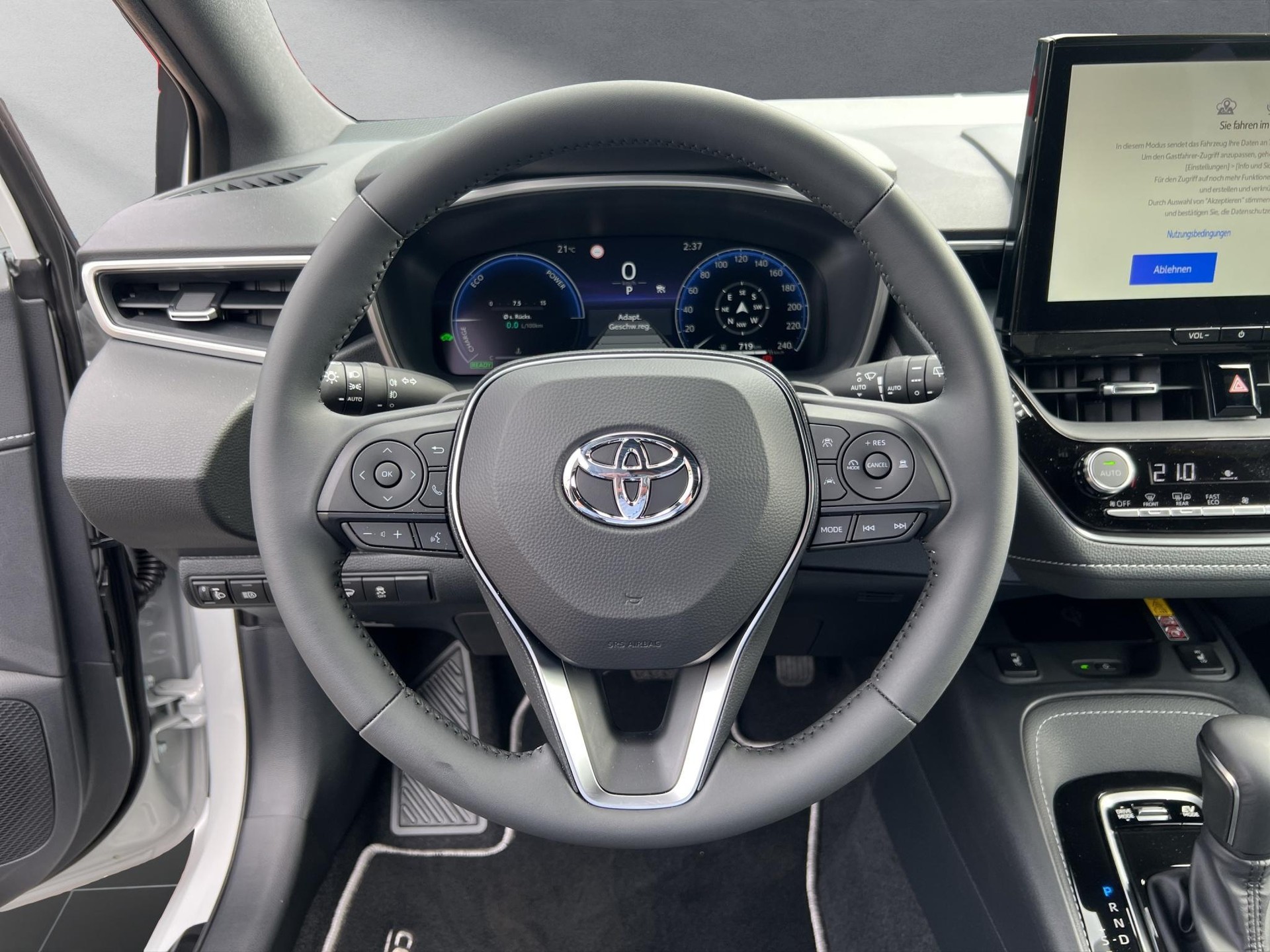 TOYOTA Corolla 2.0 HSD Trend-image-4