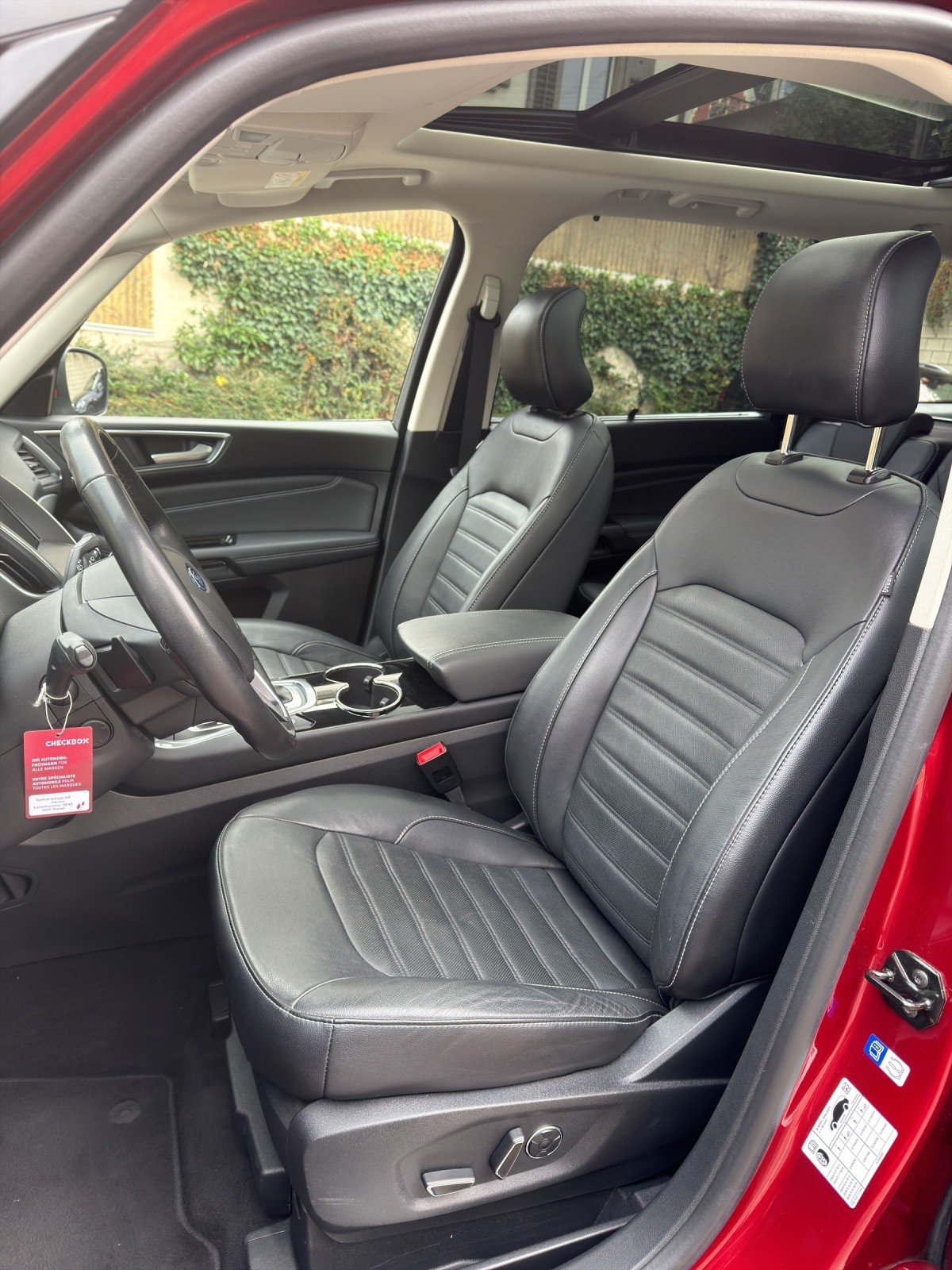 FORD Galaxy 2.0 TDCi Titanium AWD PowerShift-image-8