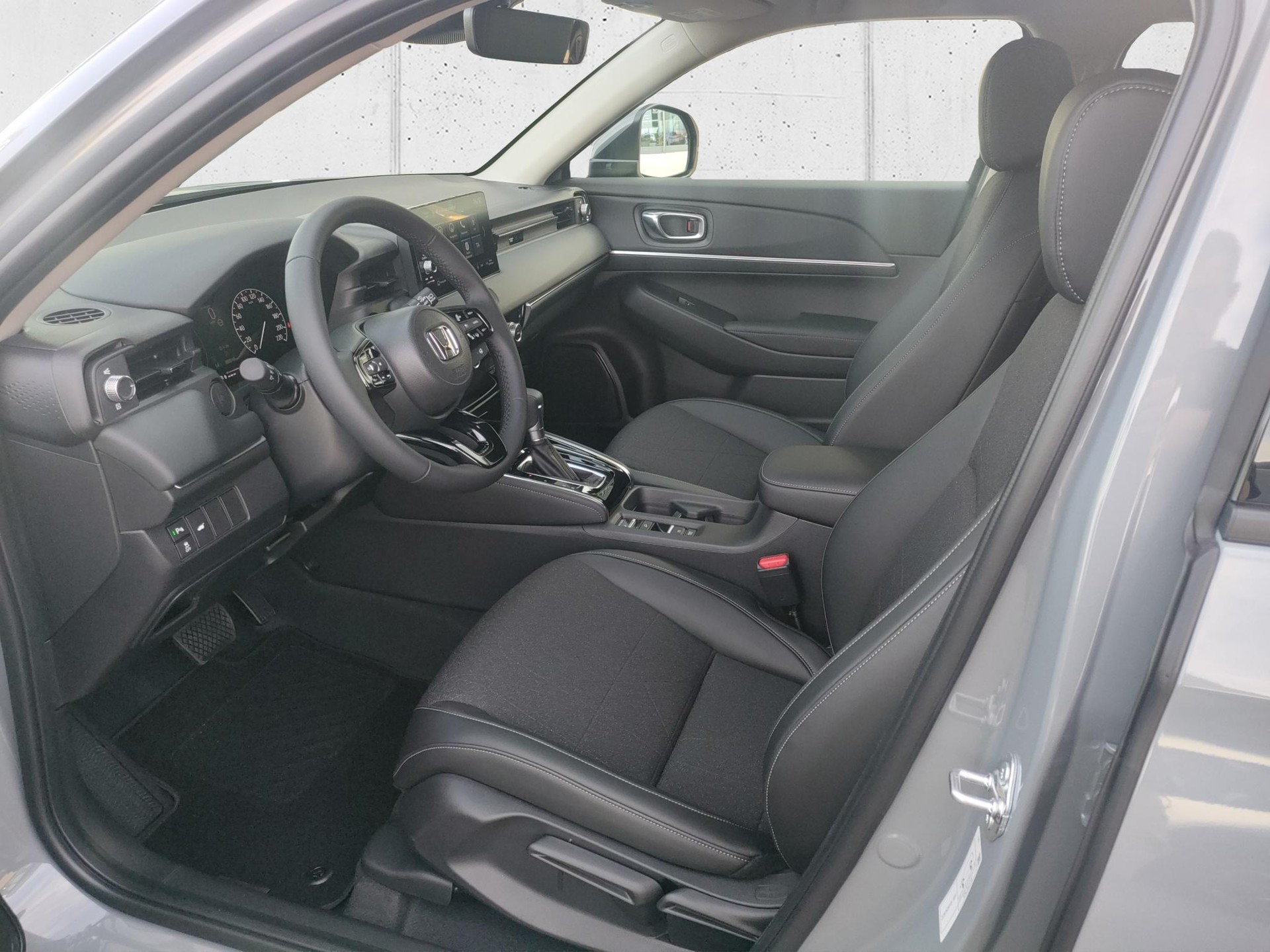 HONDA HR-V 1.5 i-MMD Advance Plus-image-8