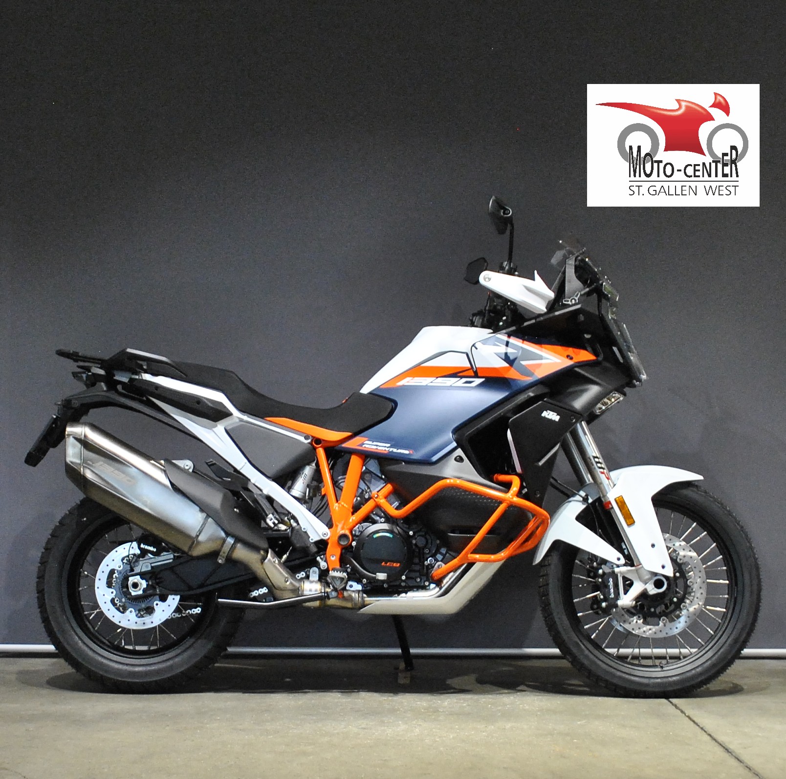 KTM 1390 Super Adventure R-showroom-element-1