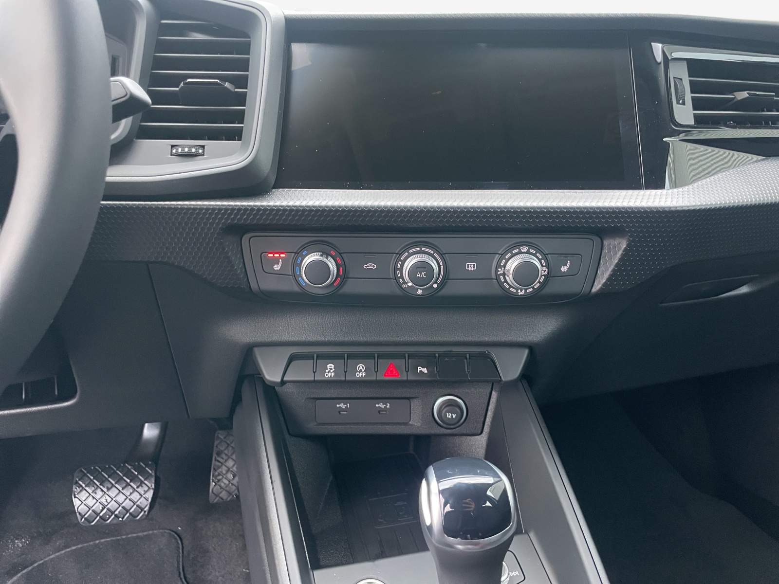 AUDI A1 Sportback 30 TFSI Attraction S-tronic-image-10