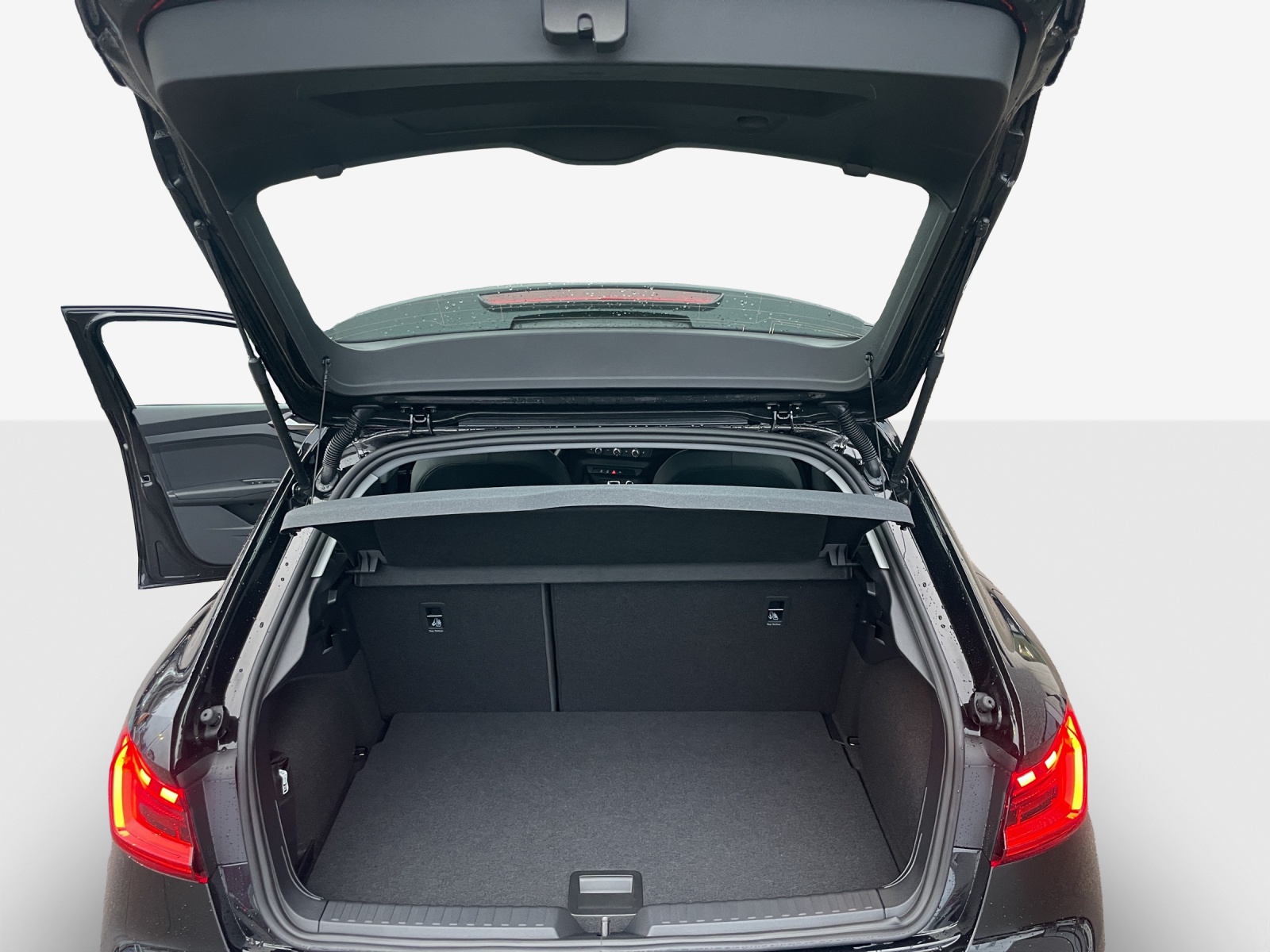 AUDI A1 Sportback 30 TFSI Attraction S-tronic-image-12