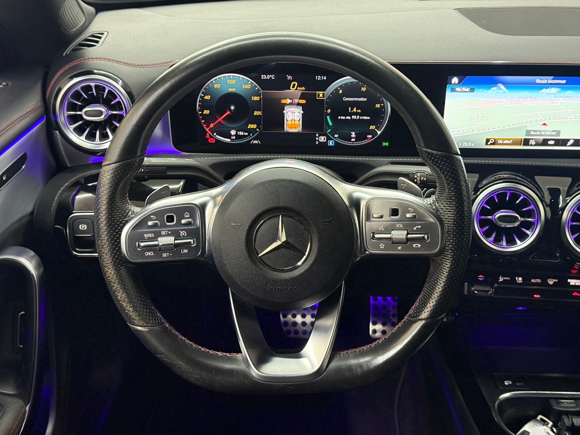 MERCEDES-BENZ CLA 220 AMG Line 7G-DCT-image-9