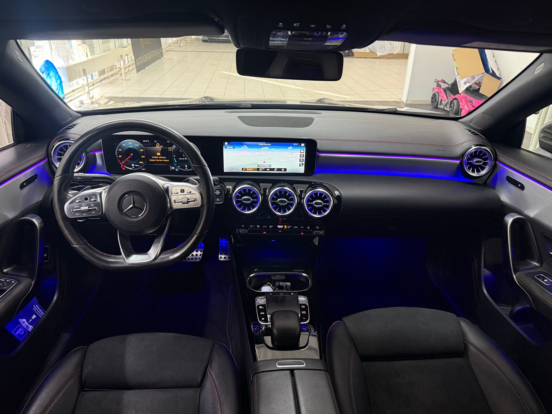 MERCEDES-BENZ CLA 220 AMG Line 7G-DCT-image-8
