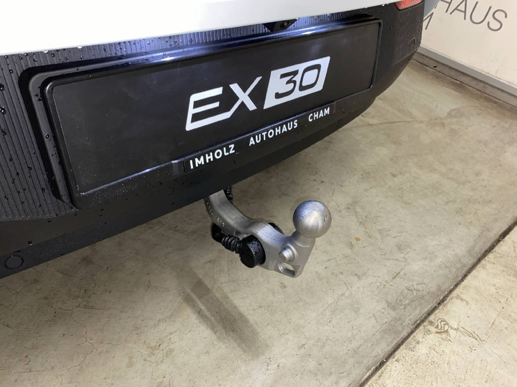 VOLVO EX 30 E40 P5 WORKER-image-16