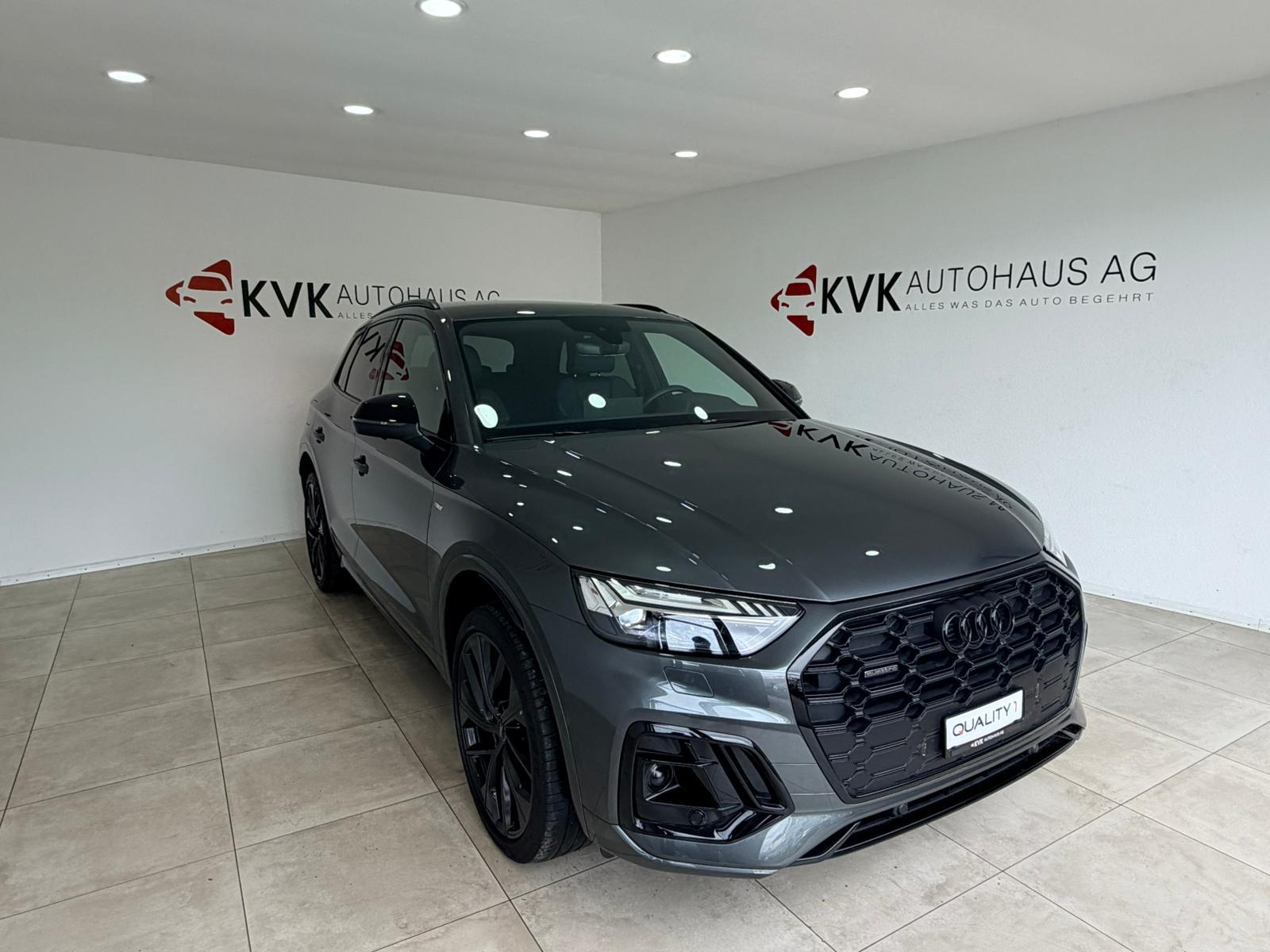 AUDI Q5 40 TFSI S line quattro S-tronic **Black Edition**-showroom-element-2