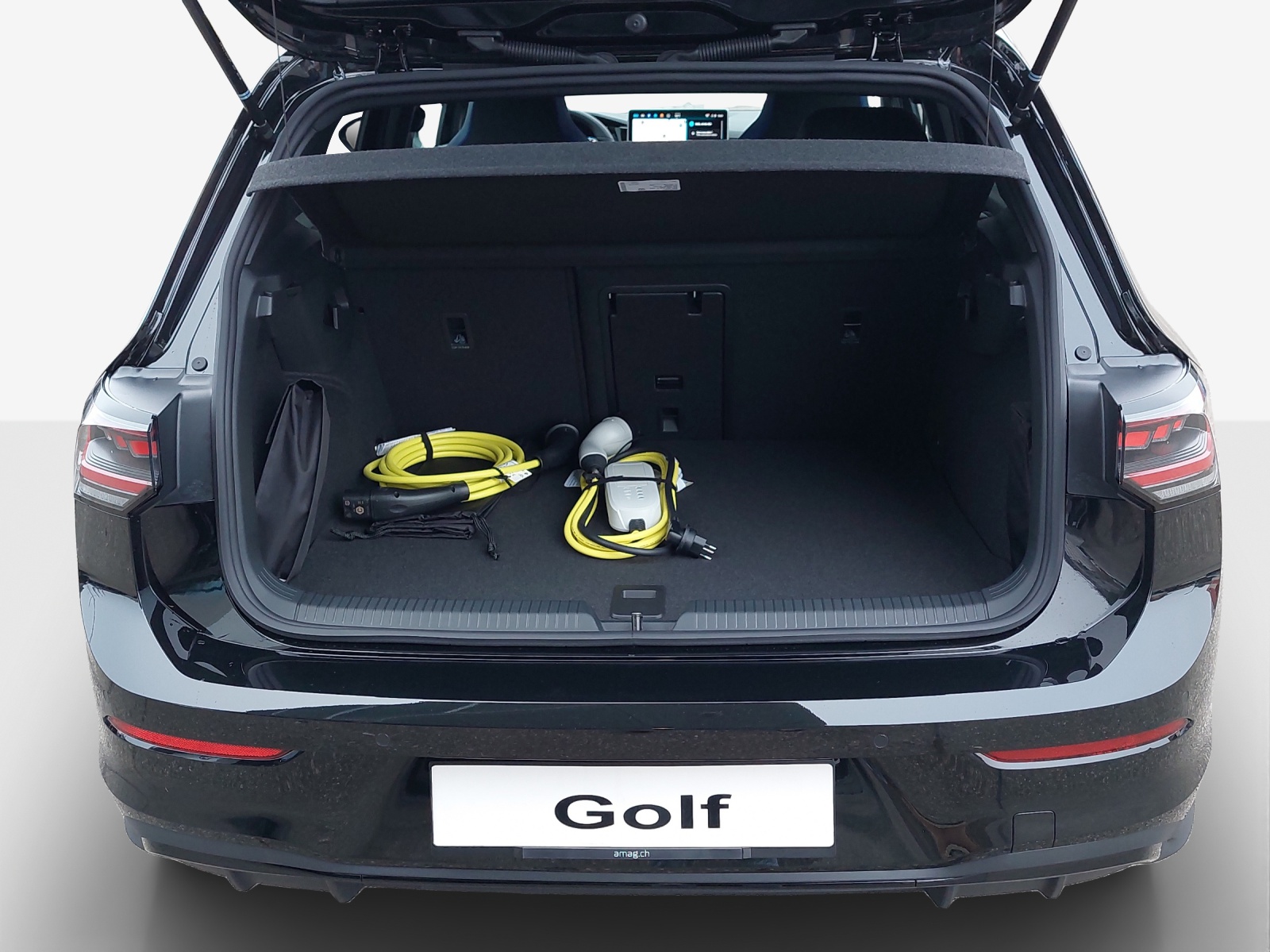 VW Golf 1.5 TSI PHEV GTE-image-12