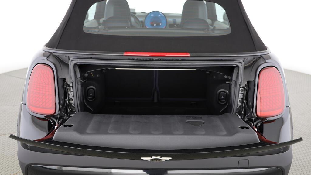 MINI Cooper S Cabrio-image-18