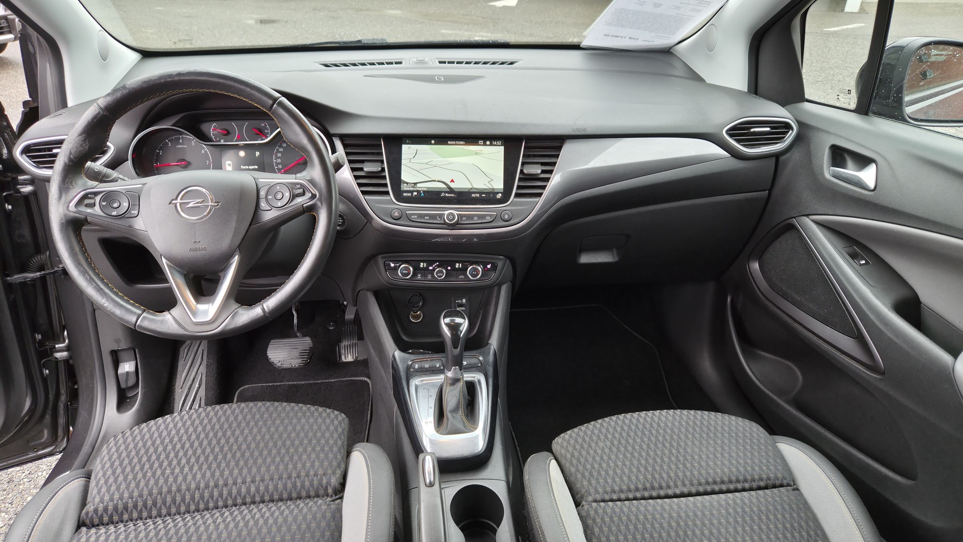 OPEL Crossland X 1.2i Ultimate Automatik-image-10