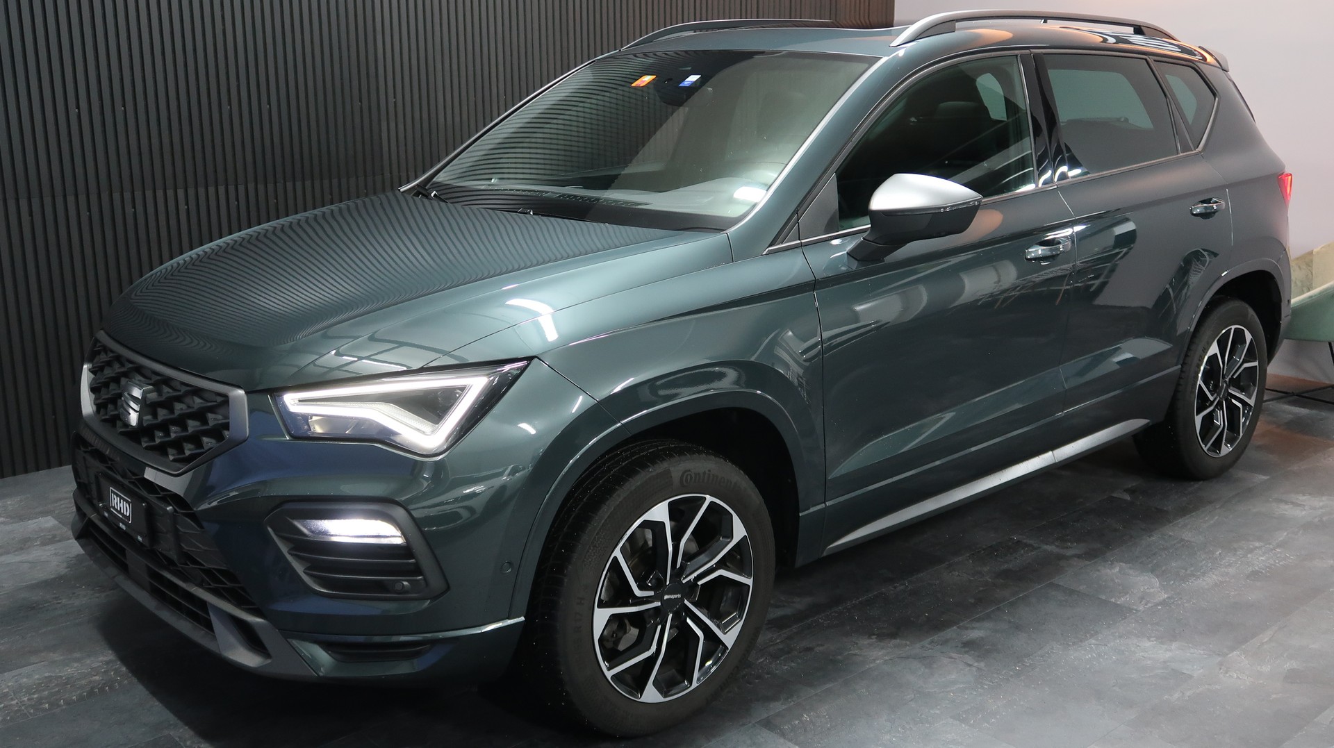 SEAT Ateca 2.0 TDI CR Hola FR DSG 4Drive / CH / MFK / GARANTIE-showroom-element-1
