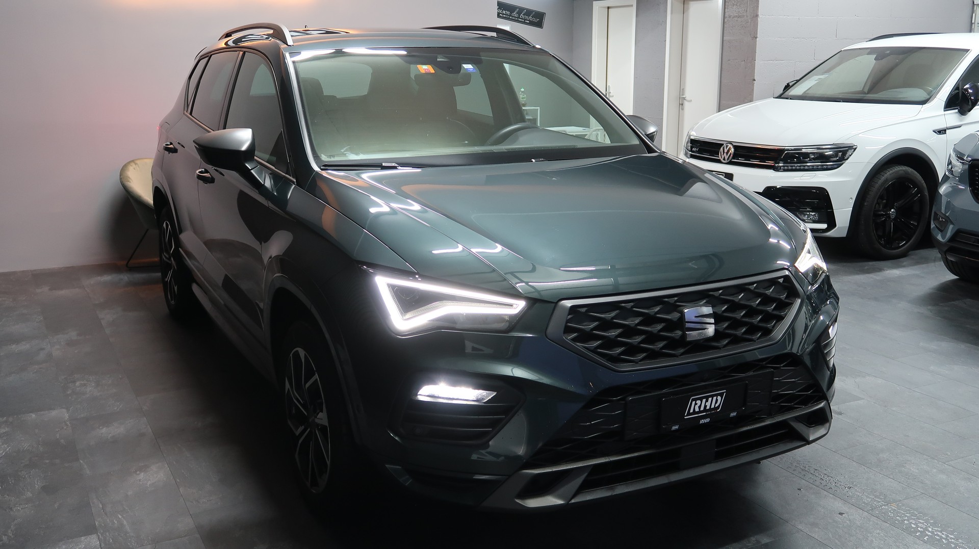 SEAT Ateca 2.0 TDI CR Hola FR DSG 4Drive / CH / MFK / GARANTIE-image-4