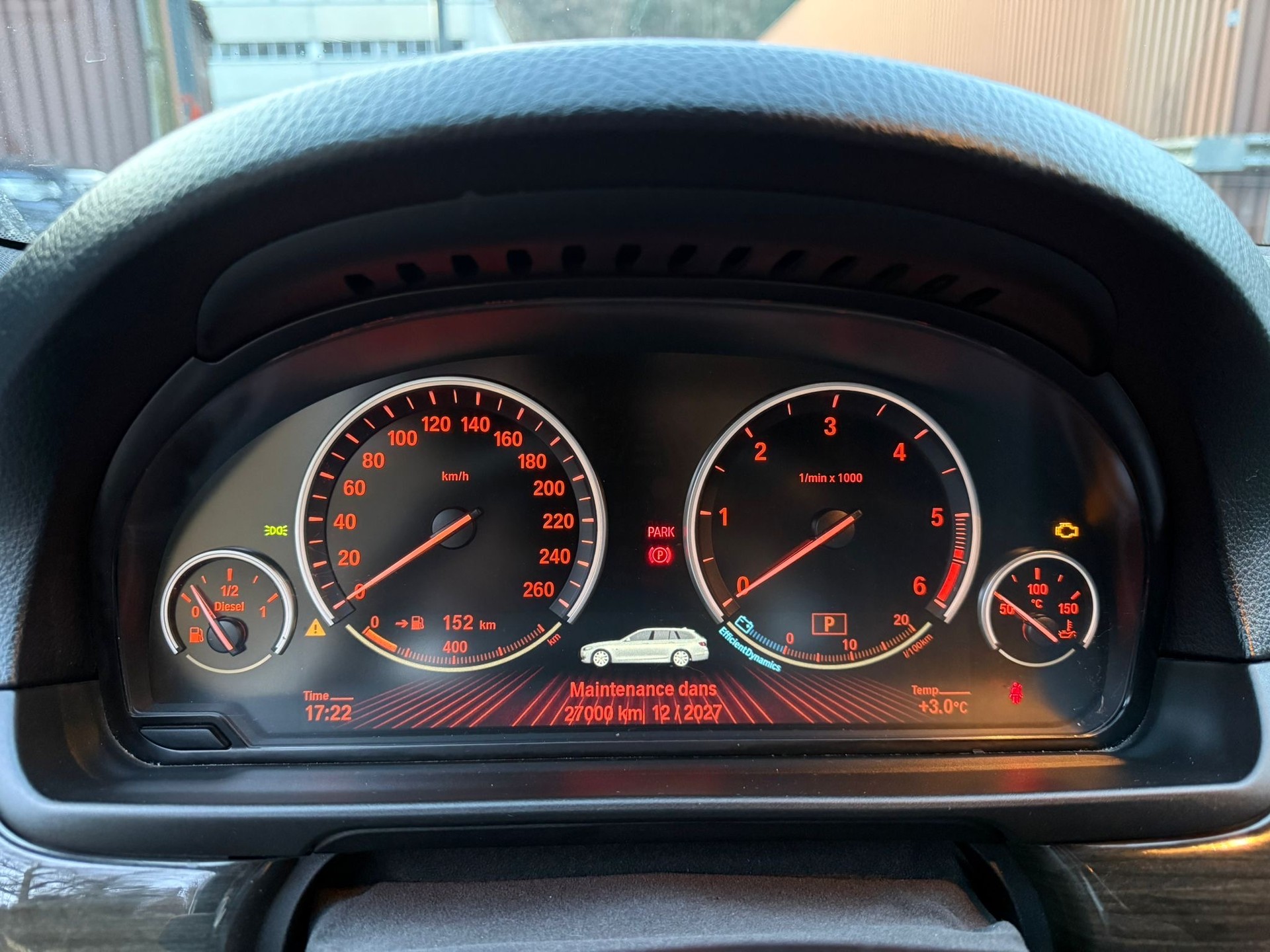 BMW 530d xDrive Touring Steptronic-image-5
