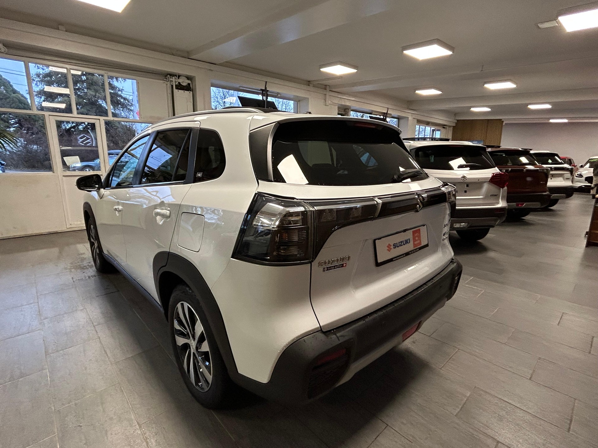 SUZUKI S-Cross 1.4 T Compact Top Hybrid 4x4-image-6