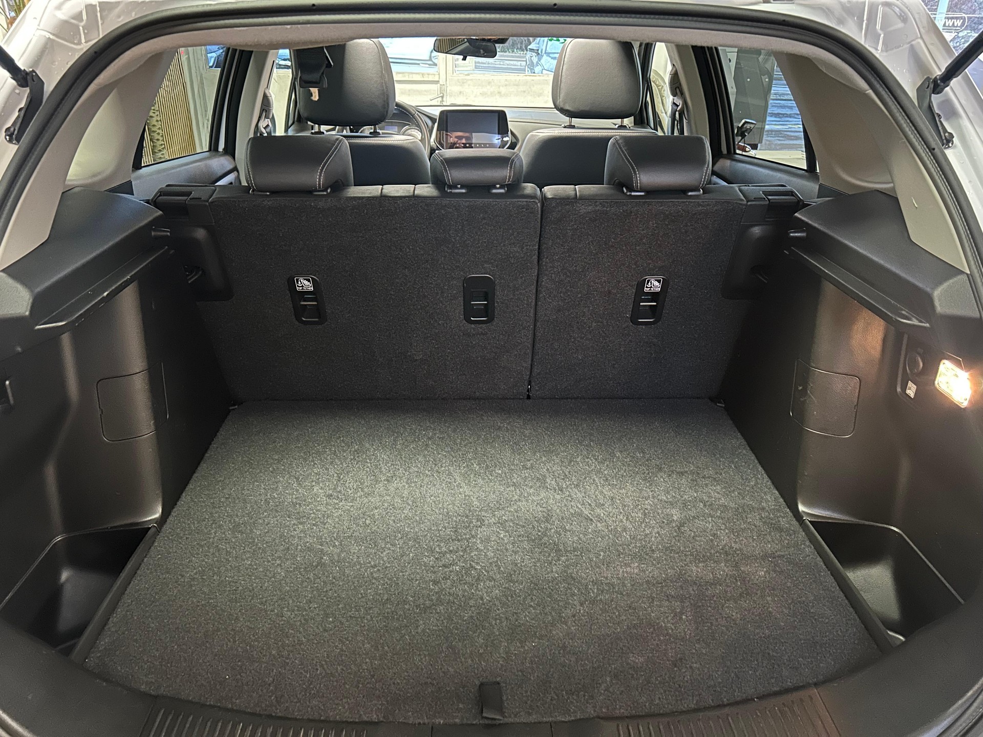 SUZUKI S-Cross 1.4 T Compact Top Hybrid 4x4-image-20