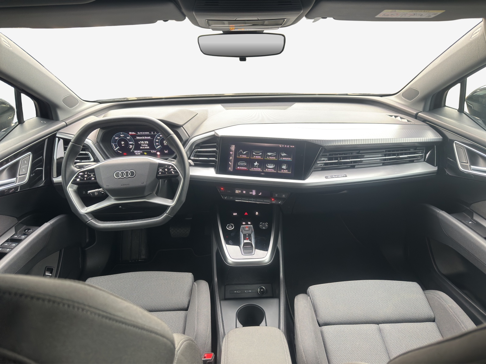 AUDI Q4 Sportback e-tron 35-image-9