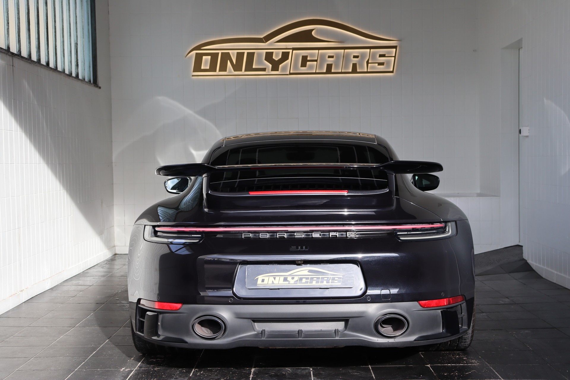 PORSCHE 911 Carrera 4 GTS PDK-image-5