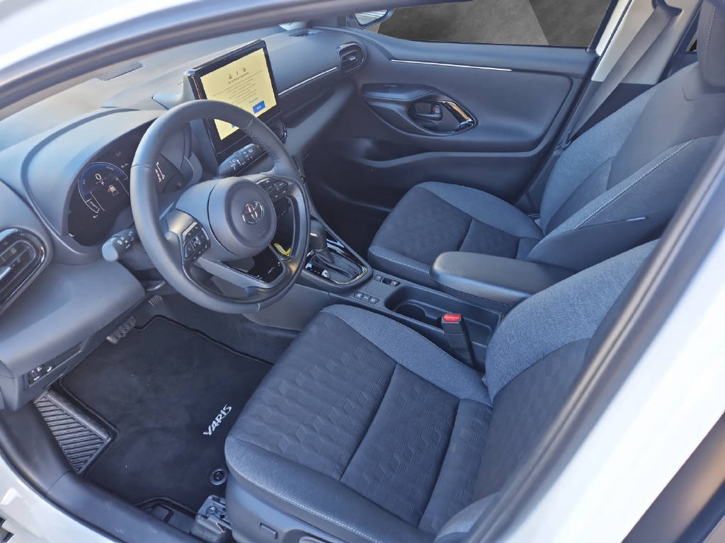 TOYOTA Yaris 1.5 VVT-i HSD Trend 47236/069-image-8