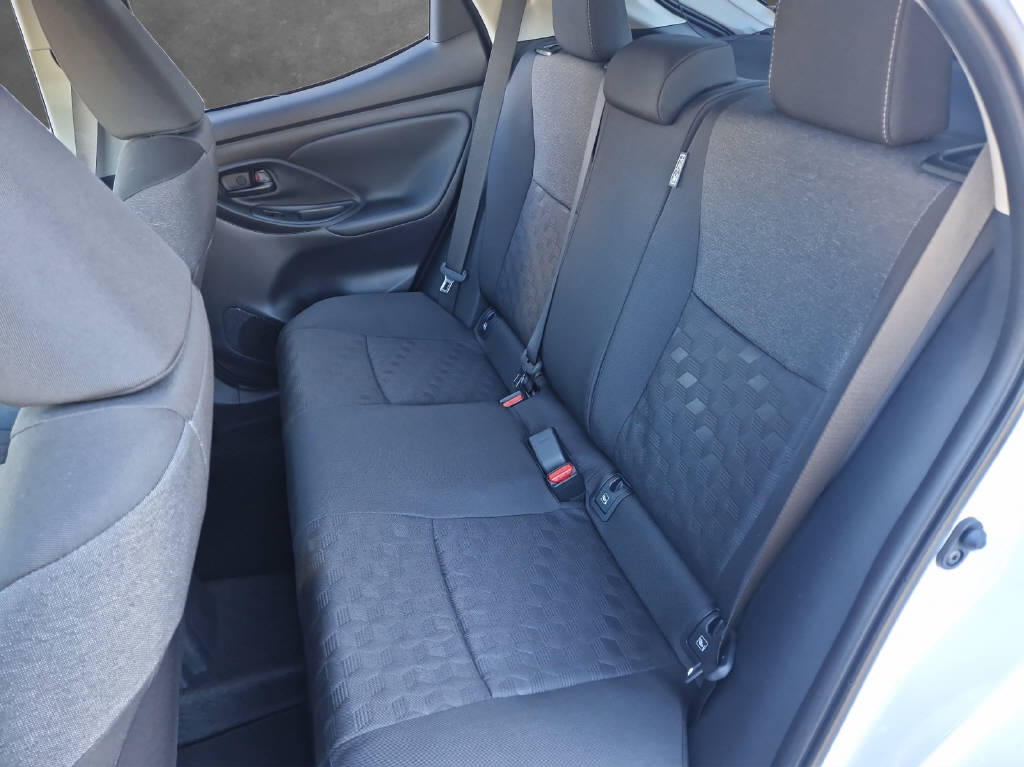 TOYOTA Yaris 1.5 VVT-i HSD Trend 47236/069-image-13