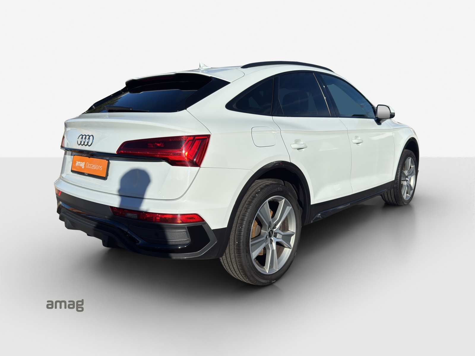 AUDI Q5 Sportback 40 TDI advanced quattro S-tronic-image-4