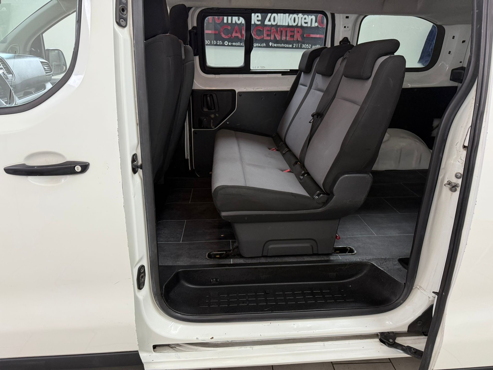 TOYOTA PROACE-image-8