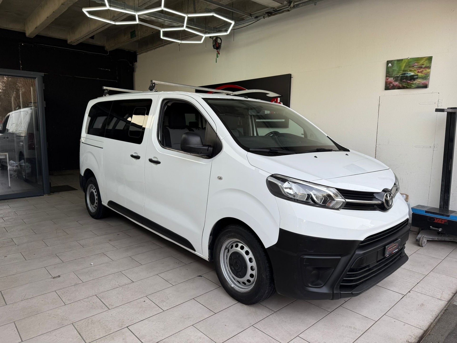 TOYOTA PROACE-image-0