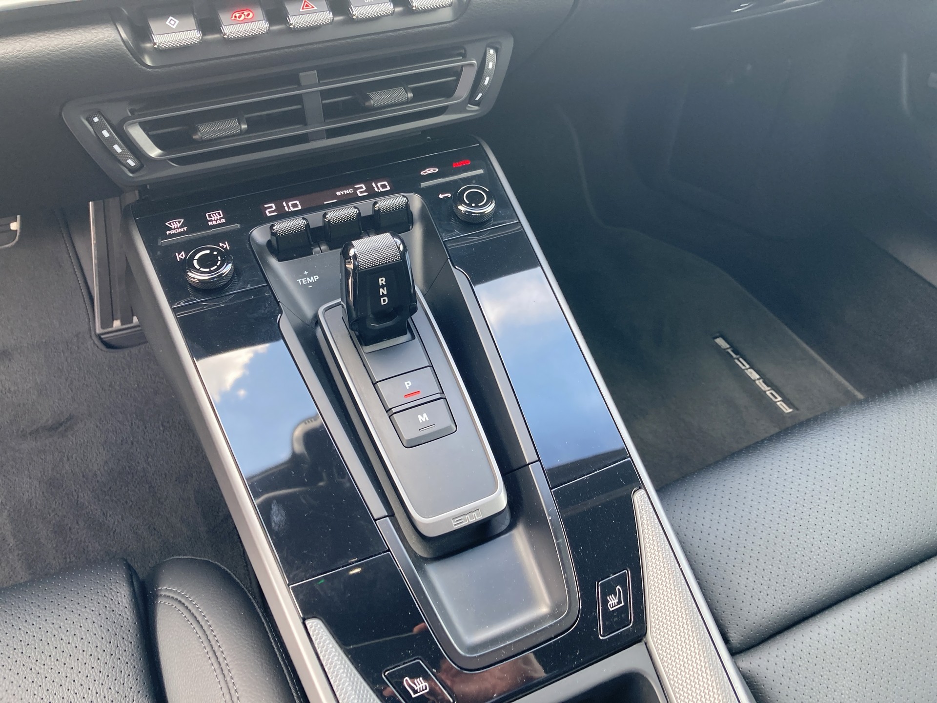 PORSCHE 911 Carrera 4 3.0 Carrera 4 PDK-image-15