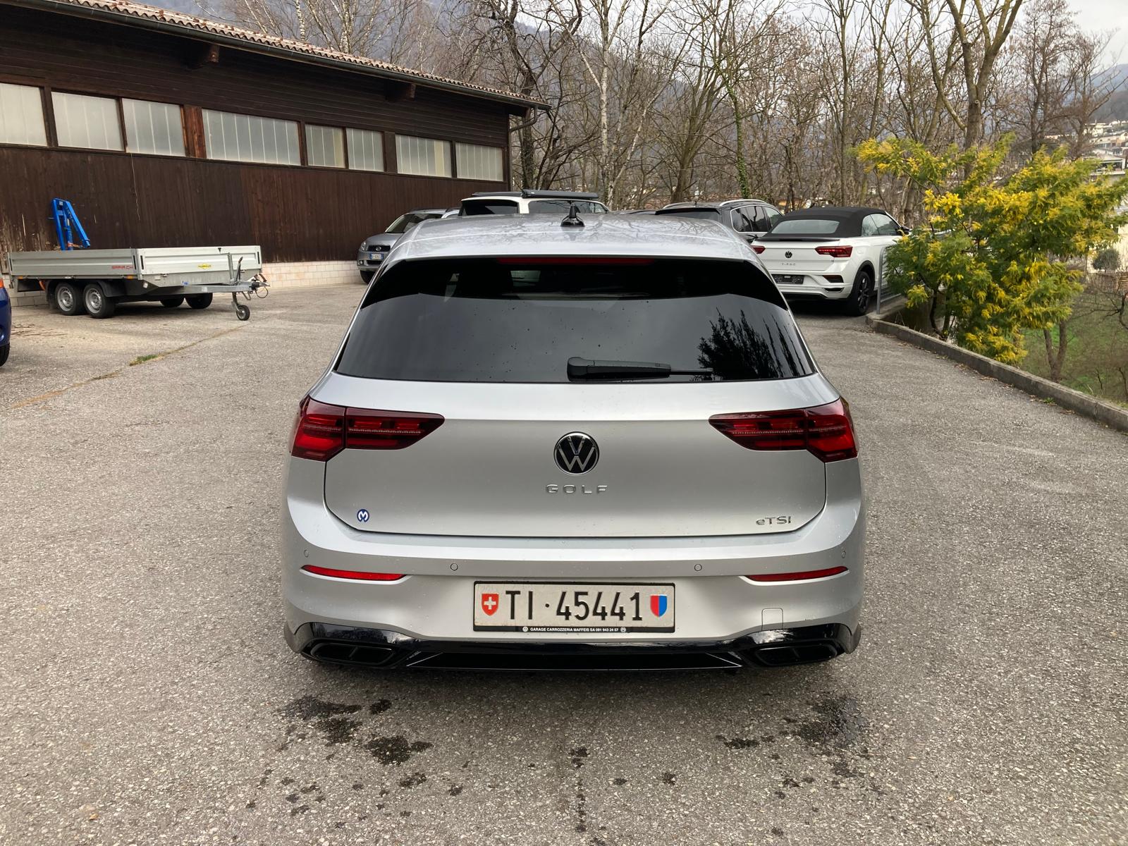 VW Golf 1.5 eTSI mHEV ACT R-Line DSG-image-5