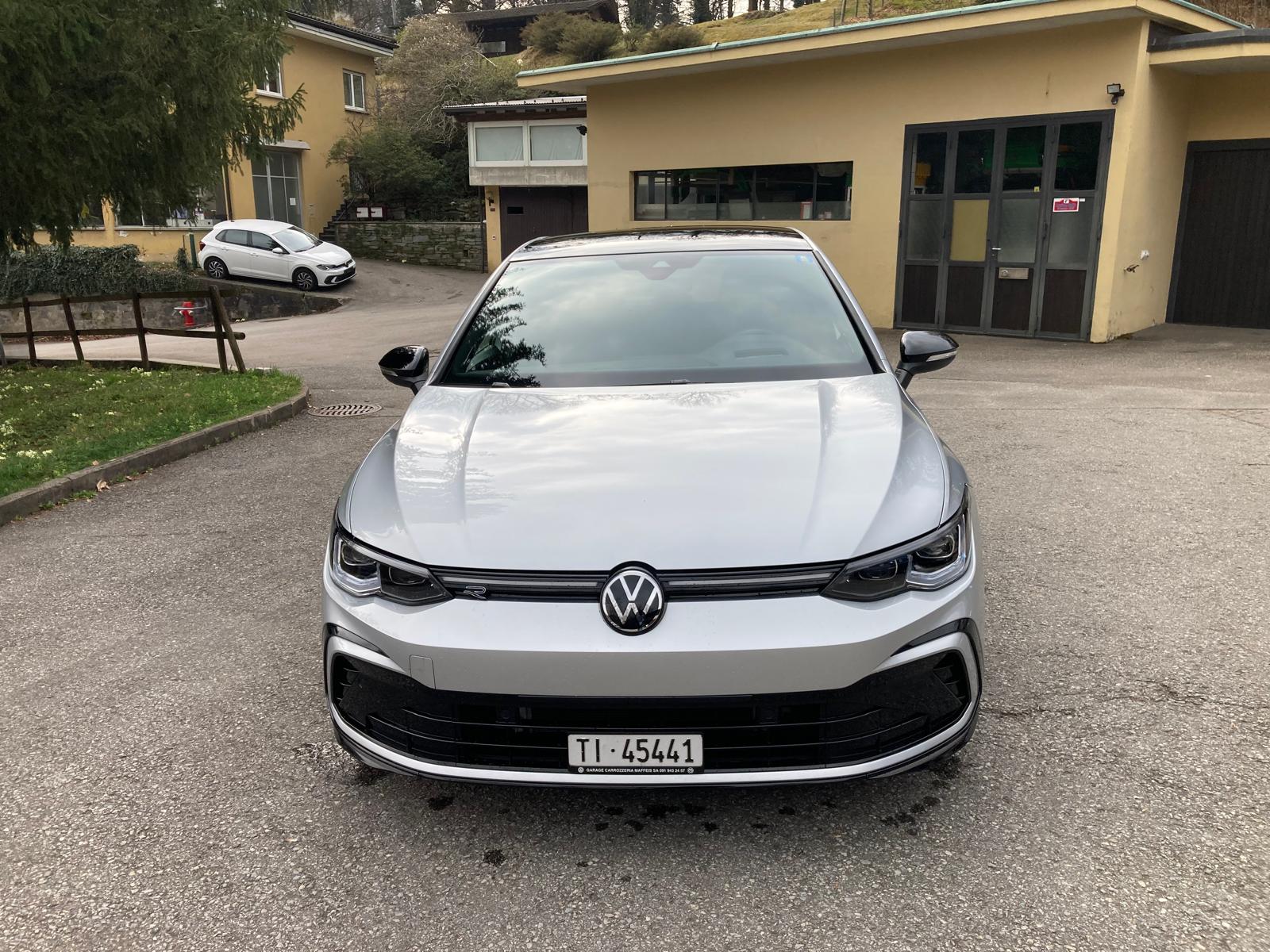 VW Golf 1.5 eTSI mHEV ACT R-Line DSG-image-1
