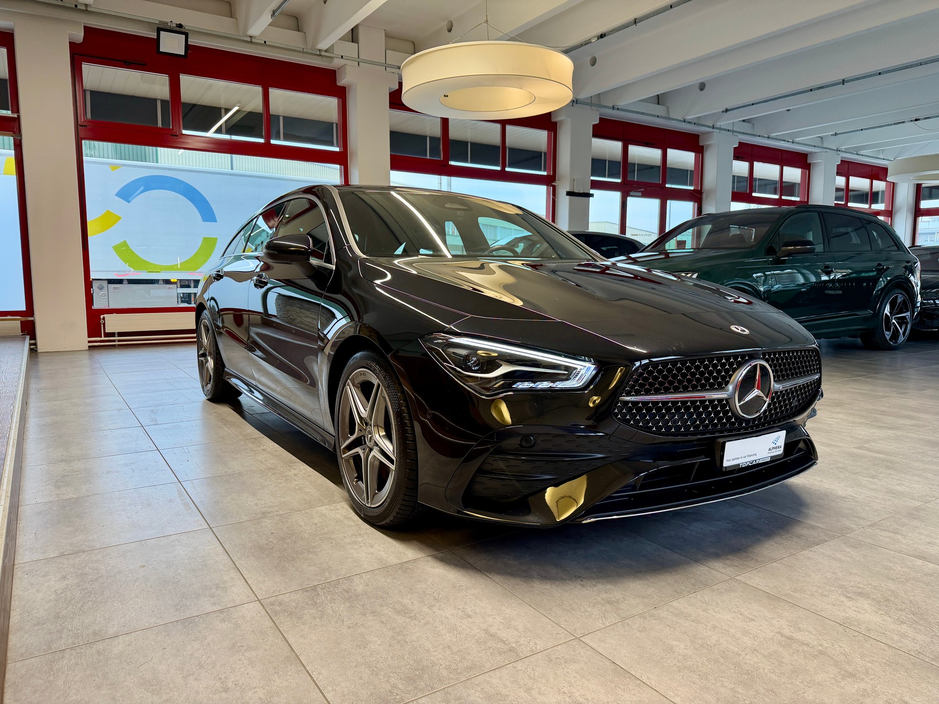 MERCEDES-BENZ CLA Shooting Brake 200 d AMG Line 8G-DCT *Facelift*-image-6